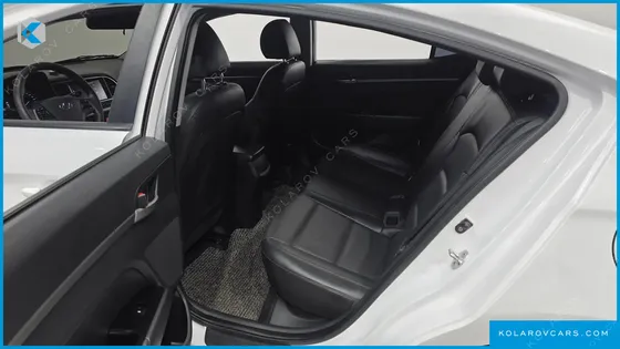 HYUNDAI ELANTRA (AVANTE) 1.6 GDI VALUE PLUS
