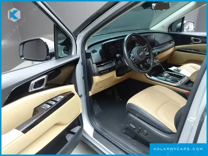 KIA CARNIVAL GASOLINE 9-SEATER NOBLESSE