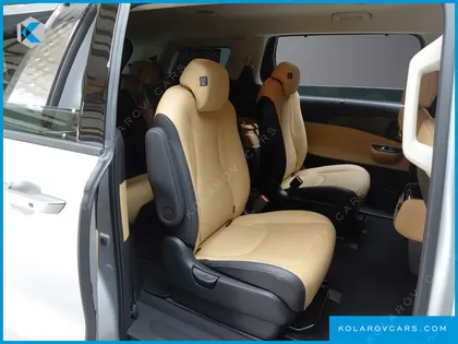 KIA CARNIVAL GASOLINE 9-SEATER NOBLESSE