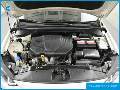 HYUNDAI ELANTRA (AVANTE) 1.6 LPI STYLE (RENTAL CAR)