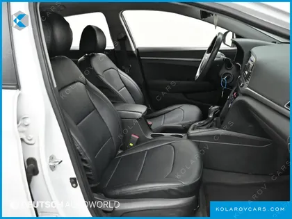 HYUNDAI ELANTRA (AVANTE) 1.6 LPI STYLE (RENTAL CAR)