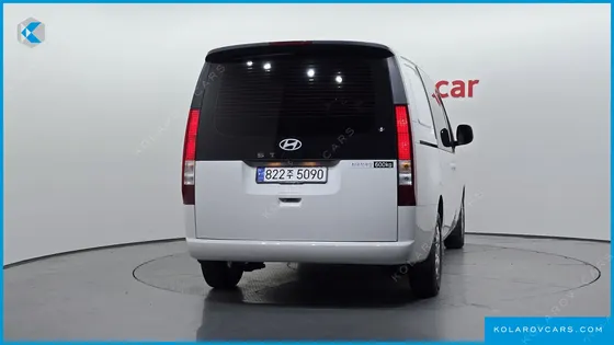 HYUNDAI STARIA L3.5 CARGO 5-SEATER