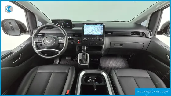 HYUNDAI STARIA L3.5 CARGO 5-SEATER
