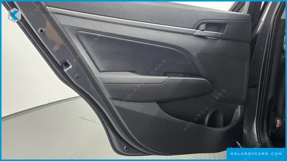 HYUNDAI ELANTRA (AVANTE) 1.6 GDI SMART
