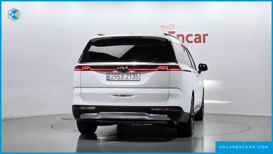KIA CARNIVAL GASOLINE 7-SEATER SIGNATURE