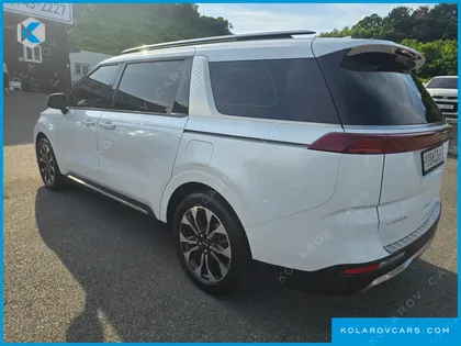 KIA CARNIVAL DIESEL 9-SEATER NOBLESSE