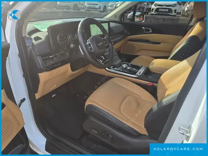 KIA CARNIVAL DIESEL 9-SEATER NOBLESSE