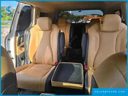 KIA CARNIVAL DIESEL 9-SEATER NOBLESSE