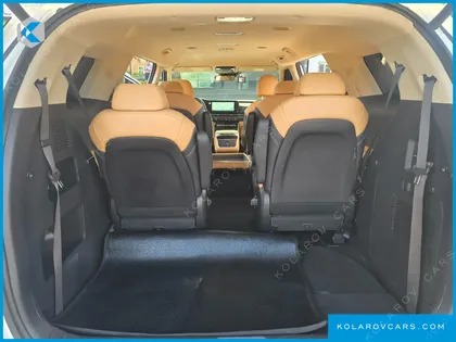 KIA CARNIVAL DIESEL 9-SEATER NOBLESSE