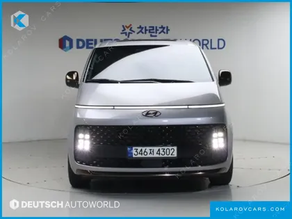 HYUNDAI STARIA L3.5 LOUNGE 7-SEATER