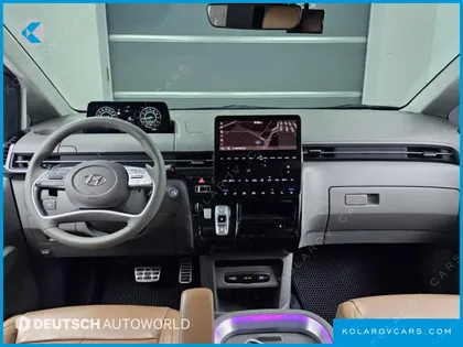 HYUNDAI STARIA L3.5 LOUNGE 7-SEATER