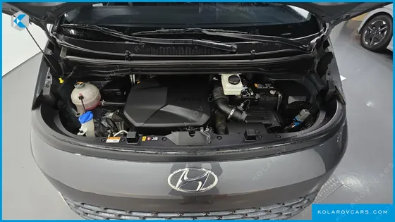 HYUNDAI STARIA TOURER 11-SEATER