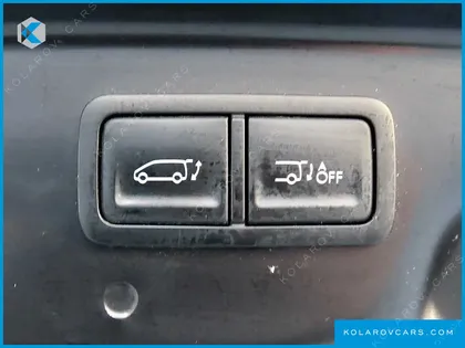 HYUNDAI STARIA L3.5 CARGO 3-SEATER