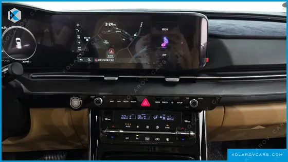 KIA CARNIVAL DIESEL 9-SEATER SIGNATURE