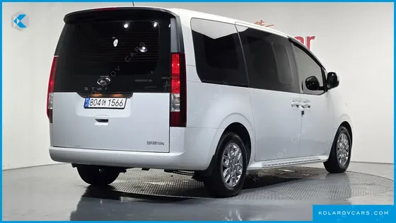 HYUNDAI STARIA CARGO 5-SEATER