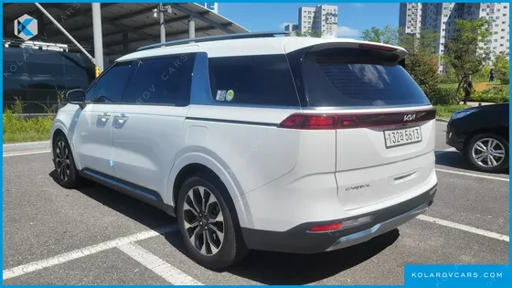 KIA CARNIVAL GASOLINE 7-SEATER SIGNATURE
