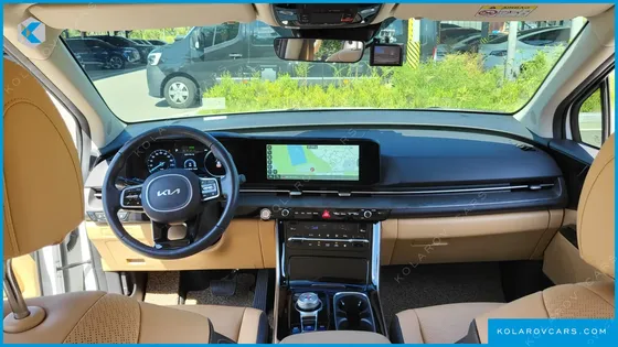 KIA CARNIVAL GASOLINE 7-SEATER SIGNATURE