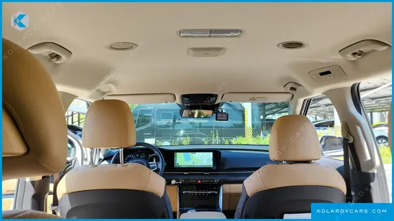 KIA CARNIVAL GASOLINE 7-SEATER SIGNATURE