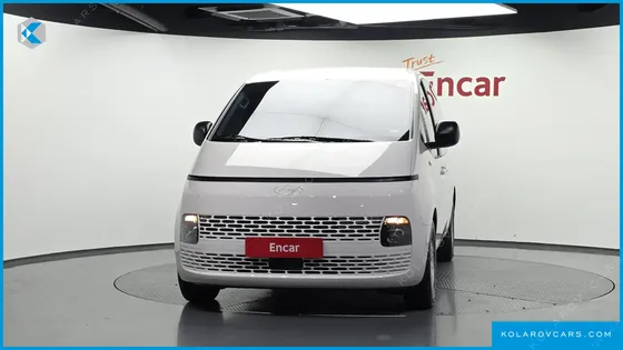 HYUNDAI STARIA CARGO 5-SEATER