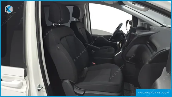 HYUNDAI STARIA CARGO 5-SEATER