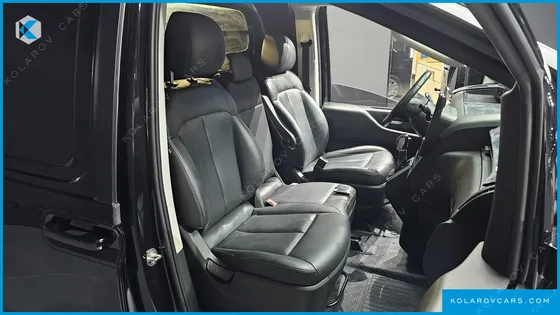 HYUNDAI STARIA CARGO 3-SEATER