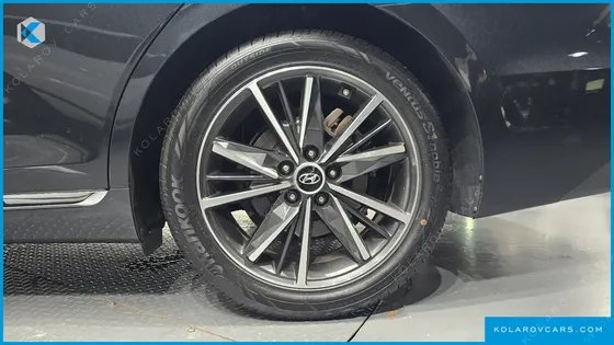 HYUNDAI GRANDEUR 2.5