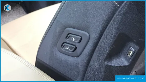 KIA CARNIVAL DIESEL 9-SEATER SIGNATURE