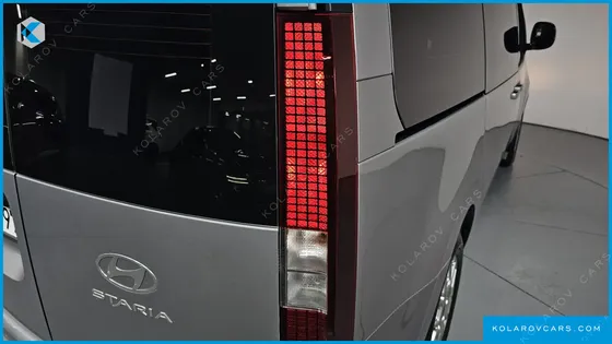 HYUNDAI STARIA CARGO 3-SEATER
