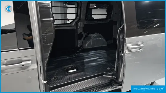 HYUNDAI STARIA CARGO 3-SEATER
