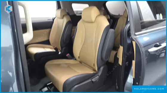 KIA CARNIVAL DIESEL 9-SEATER PRESTIGE