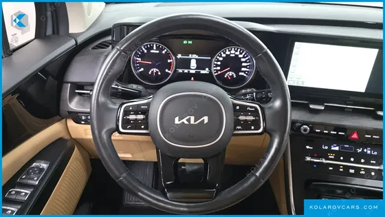 KIA CARNIVAL DIESEL 9-SEATER PRESTIGE