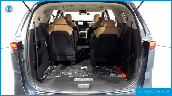 KIA CARNIVAL DIESEL 9-SEATER PRESTIGE