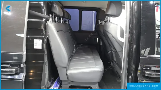 HYUNDAI STARIA CARGO 5-SEATER