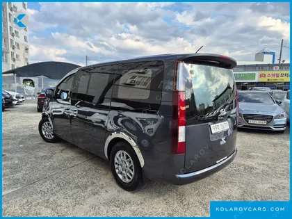HYUNDAI STARIA 2WD CAMPING CAR