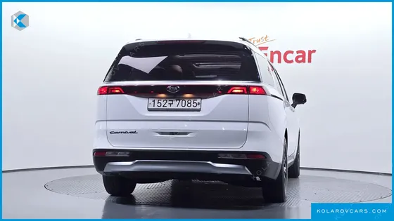 KIA CARNIVAL GASOLINE 9-SEATER NOBLESSE