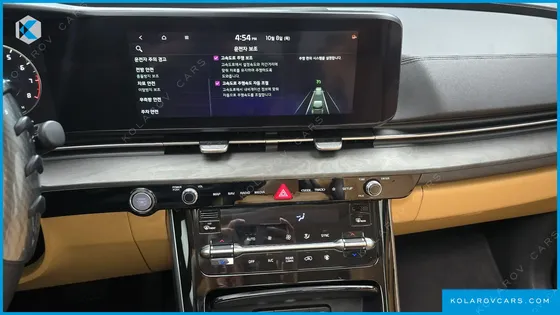 KIA CARNIVAL GASOLINE 9-SEATER NOBLESSE