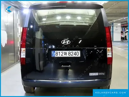 HYUNDAI STARIA L3.5 CARGO 5-SEATER