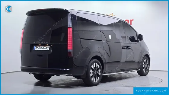 HYUNDAI STARIA HEV 1.6 LOUNGE 7-SEATER