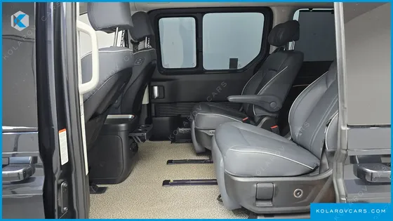 HYUNDAI STARIA HEV 1.6 LOUNGE 7-SEATER