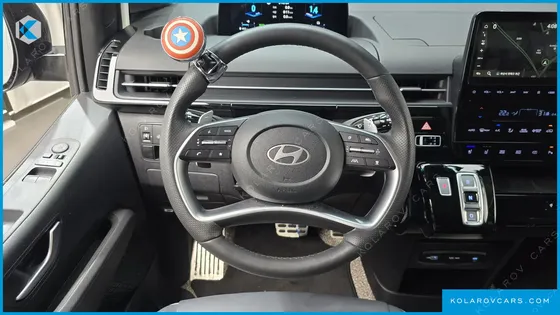HYUNDAI STARIA HEV 1.6 LOUNGE 7-SEATER