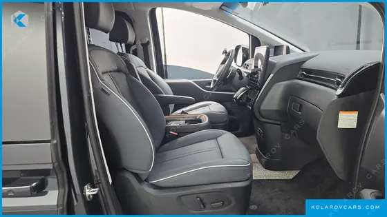 HYUNDAI STARIA HEV 1.6 LOUNGE 7-SEATER