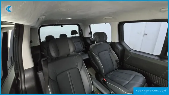 HYUNDAI STARIA HEV 1.6 LOUNGE 7-SEATER