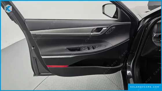 HYUNDAI GRANDEUR 3.3