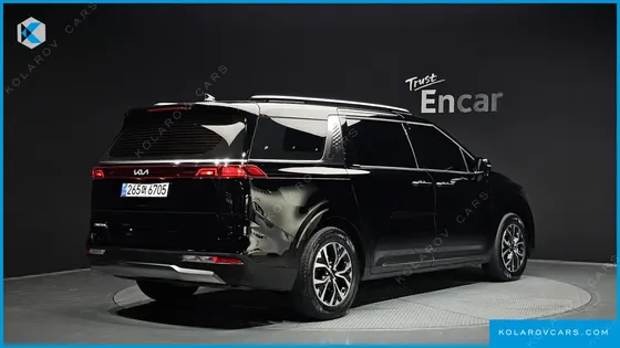 KIA CARNIVAL GASOLINE 9-SEATER SIGNATURE