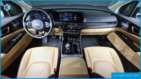 KIA CARNIVAL GASOLINE 9-SEATER SIGNATURE
