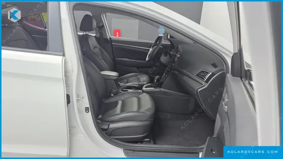 HYUNDAI ELANTRA (AVANTE) 1.6 GDI VALUE PLUS