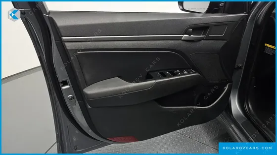 HYUNDAI ELANTRA (AVANTE) 1.6 GDI SMART