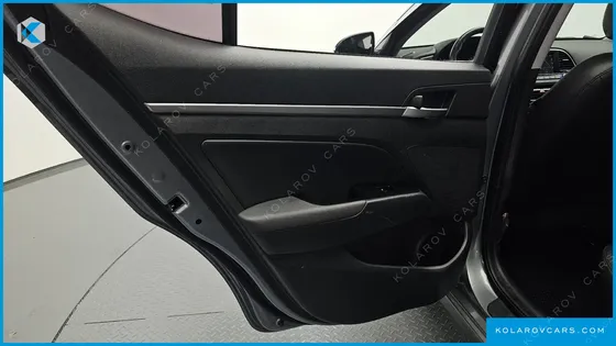 HYUNDAI ELANTRA (AVANTE) 1.6 GDI SMART