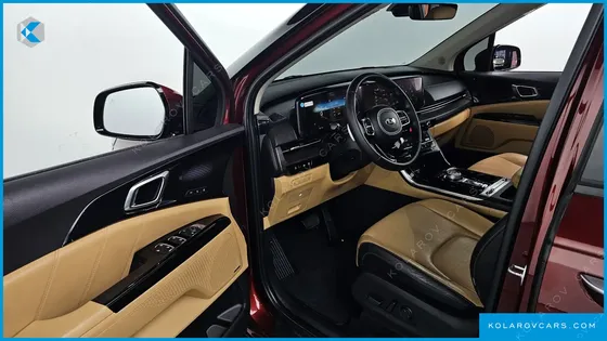 KIA CARNIVAL DIESEL 9-SEATER SIGNATURE