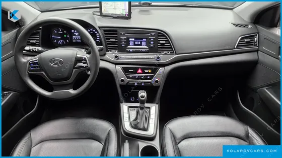 HYUNDAI ELANTRA (AVANTE) 1.6 E-VGT STYLE